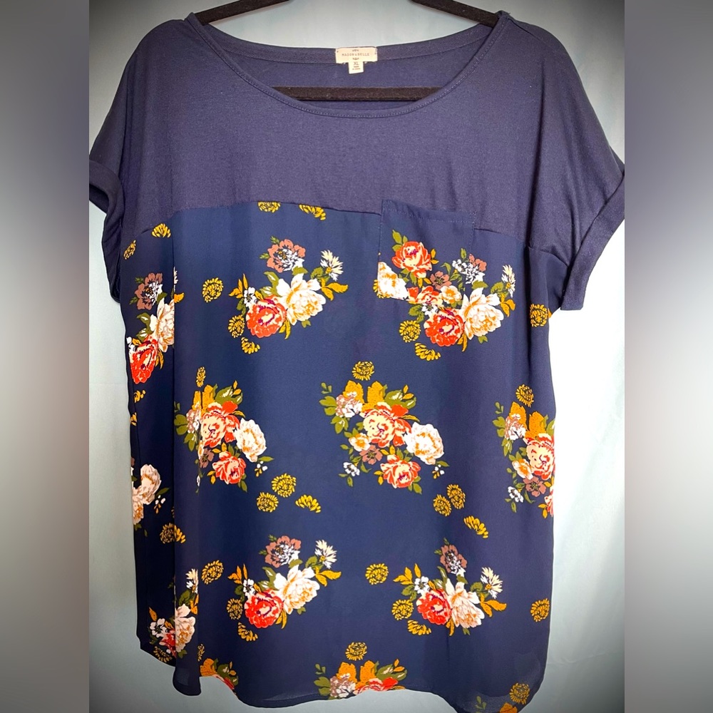 Navy blue floral blouse - XL